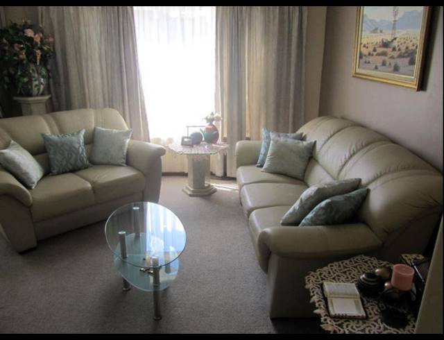 5 BEDROOM HOUSE FOR SALE IN SUNWARD PARK